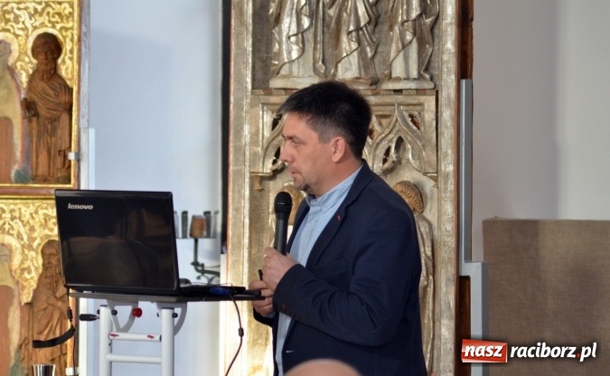 Zdjęcie w galerii na portalu naszraciborz.pl: O tajemnicach zbiornika Racibórz na sesji w Muzeum wiadomości z regionu