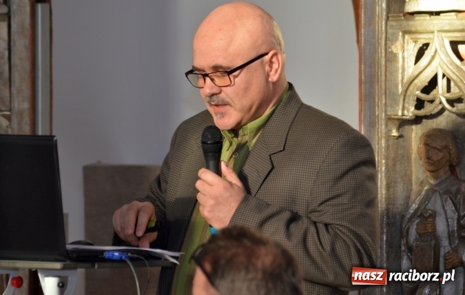 Zdjęcie w galerii na portalu naszraciborz.pl: O tajemnicach zbiornika Racibórz na sesji w Muzeum wiadomości z regionu