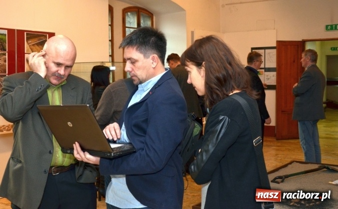 Zdjęcie w galerii na portalu naszraciborz.pl: O tajemnicach zbiornika Racibórz na sesji w Muzeum wiadomości z regionu