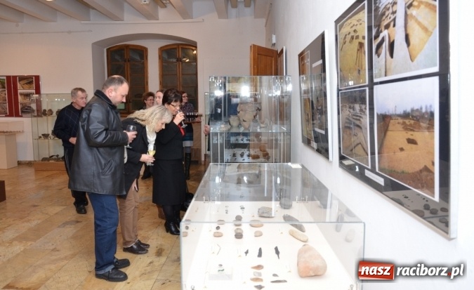 Zdjęcie w galerii na portalu naszraciborz.pl: O tajemnicach zbiornika Racibórz na sesji w Muzeum wiadomości z regionu