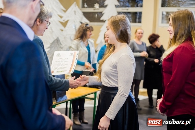 Zdjęcie w galerii na portalu naszraciborz.pl: Spiele mit Deutsch w Gimnazjum nr 1 wiadomości z regionu