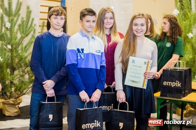 Zdjęcie w galerii na portalu naszraciborz.pl: Spiele mit Deutsch w Gimnazjum nr 1 wiadomości z regionu