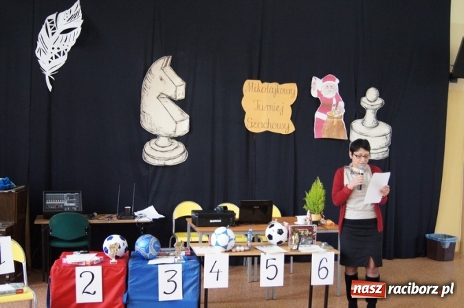 Zdjęcie w galerii na portalu naszraciborz.pl: Szachowe zmagania w SP4 wiadomości z regionu