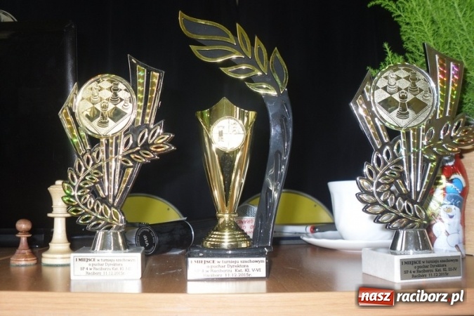 Zdjęcie w galerii na portalu naszraciborz.pl: Szachowe zmagania w SP4 wiadomości z regionu