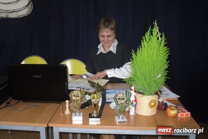 Zdjęcie w galerii na portalu naszraciborz.pl: Szachowe zmagania w SP4 wiadomości z regionu