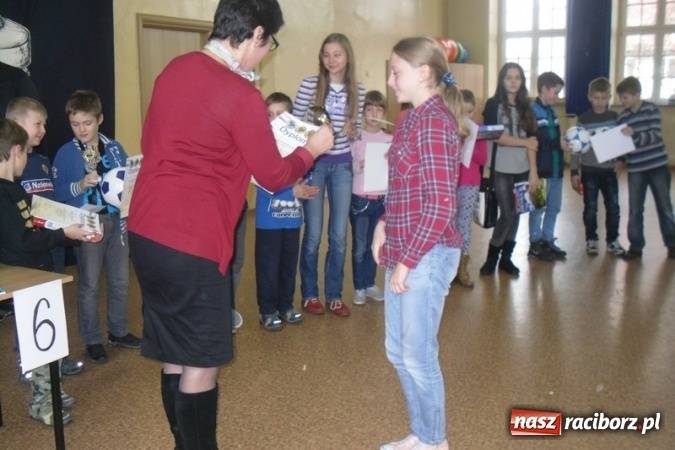 Zdjęcie w galerii na portalu naszraciborz.pl: Szachowe zmagania w SP4 wiadomości z regionu