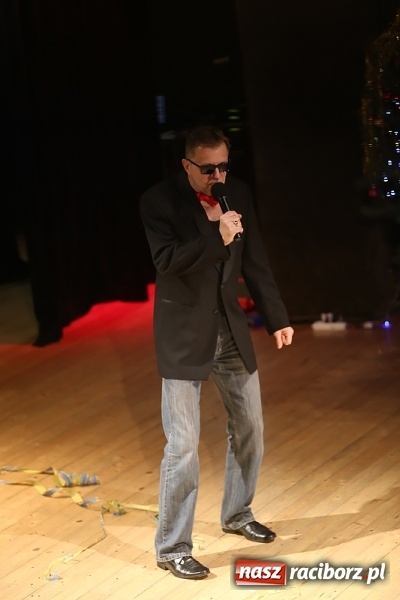 Zdjęcie w galerii na portalu naszraciborz.pl: Ale wkoło jest wesoło, czyli coroczna Gwiazdka Serc - koncert charytatywny w RCK wiadomości z regionu