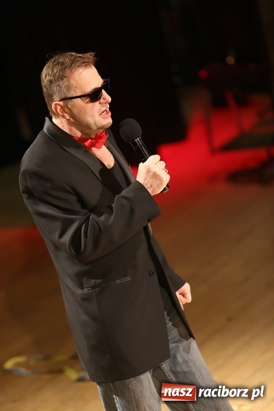 Zdjęcie w galerii na portalu naszraciborz.pl: Ale wkoło jest wesoło, czyli coroczna Gwiazdka Serc - koncert charytatywny w RCK wiadomości z regionu