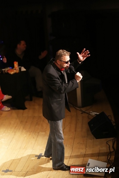 Zdjęcie w galerii na portalu naszraciborz.pl: Ale wkoło jest wesoło, czyli coroczna Gwiazdka Serc - koncert charytatywny w RCK wiadomości z regionu