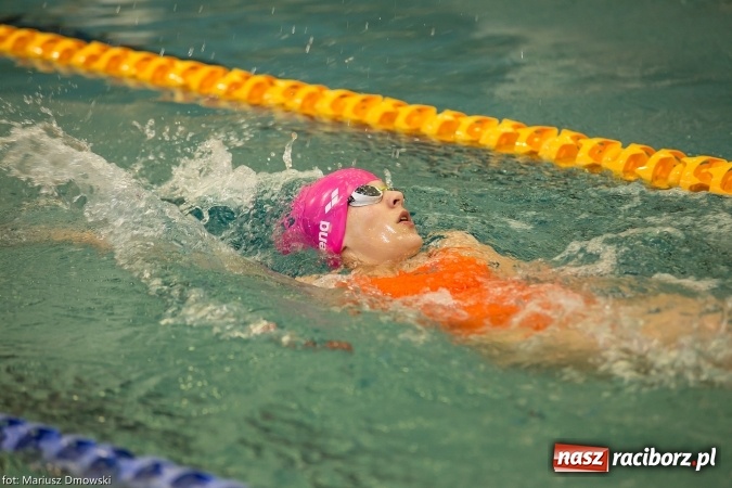 Zdjęcie w galerii na portalu naszraciborz.pl: Pływanie. Victoria z workiem medali  wiadomości z regionu