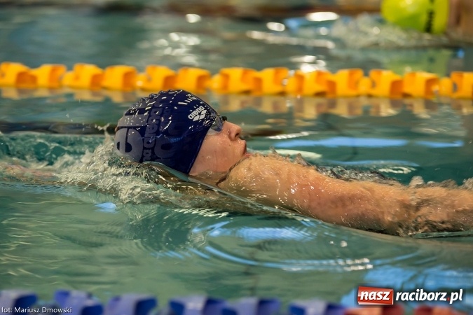 Zdjęcie w galerii na portalu naszraciborz.pl: Pływanie. Victoria z workiem medali  wiadomości z regionu