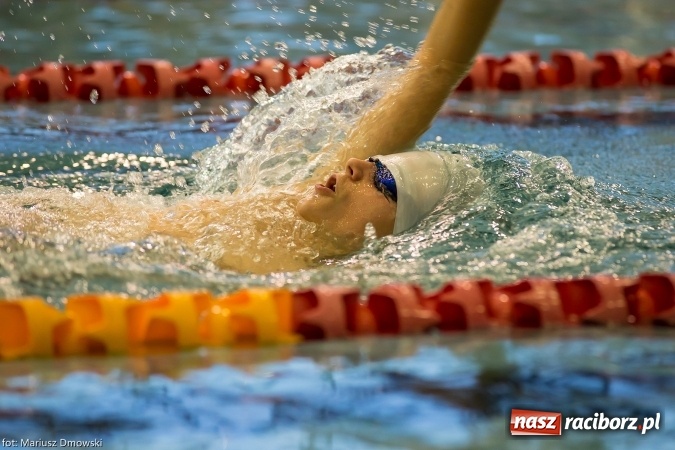 Zdjęcie w galerii na portalu naszraciborz.pl: Pływanie. Victoria z workiem medali  wiadomości z regionu