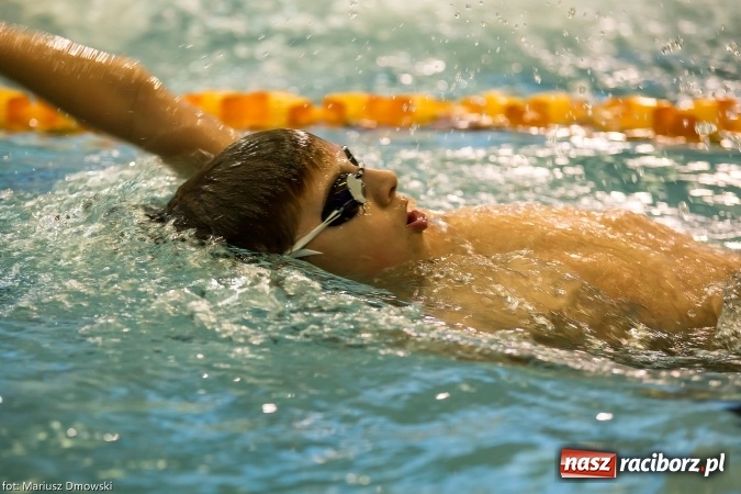 Zdjęcie w galerii na portalu naszraciborz.pl: Pływanie. Victoria z workiem medali  wiadomości z regionu