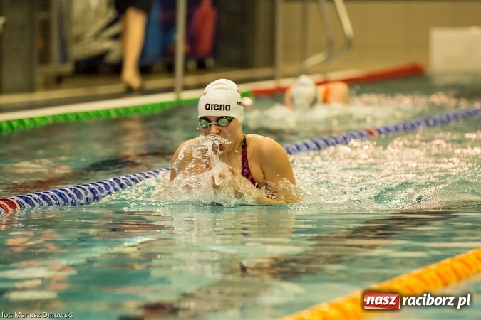 Zdjęcie w galerii na portalu naszraciborz.pl: Pływanie. Victoria z workiem medali  wiadomości z regionu