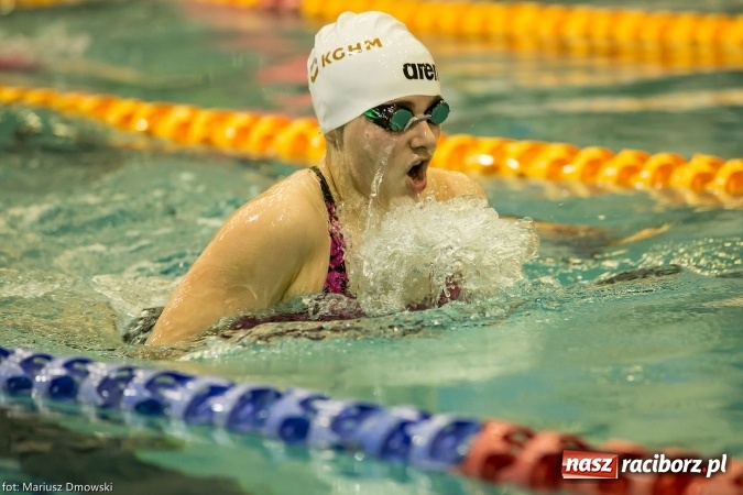 Zdjęcie w galerii na portalu naszraciborz.pl: Pływanie. Victoria z workiem medali  wiadomości z regionu