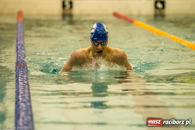Zdjęcie w galerii na portalu naszraciborz.pl: Pływanie. Victoria z workiem medali  wiadomości z regionu