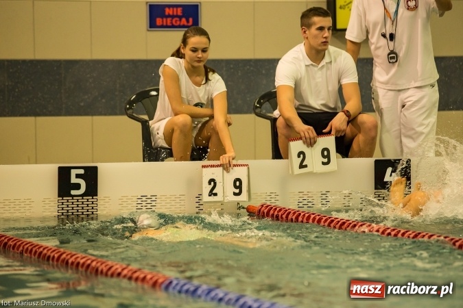 Zdjęcie w galerii na portalu naszraciborz.pl: Pływanie. Victoria z workiem medali  wiadomości z regionu