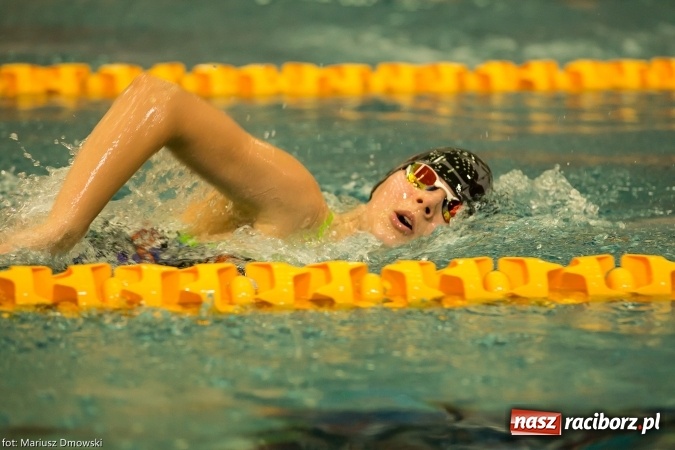 Zdjęcie w galerii na portalu naszraciborz.pl: Pływanie. Victoria z workiem medali  wiadomości z regionu