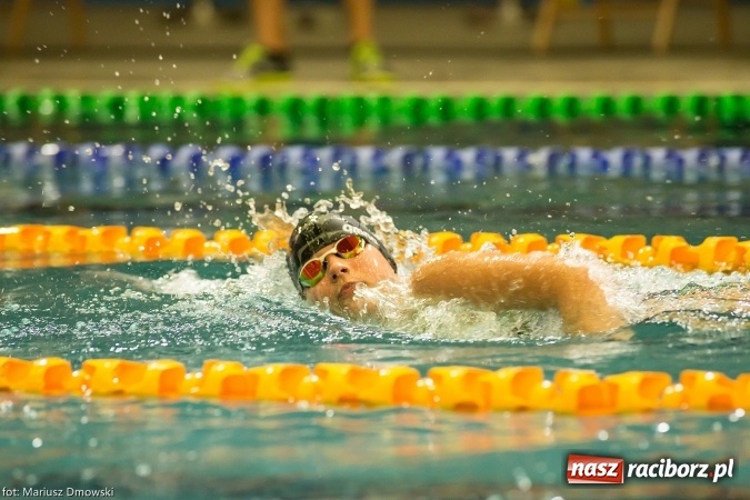 Zdjęcie w galerii na portalu naszraciborz.pl: Pływanie. Victoria z workiem medali  wiadomości z regionu