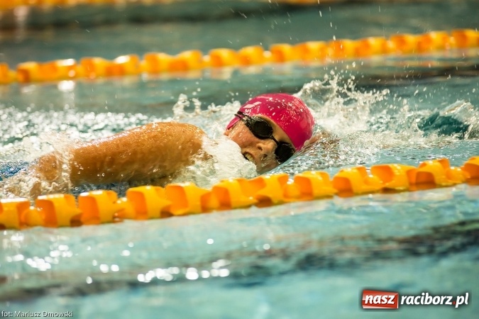 Zdjęcie w galerii na portalu naszraciborz.pl: Pływanie. Victoria z workiem medali  wiadomości z regionu