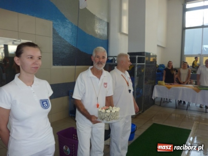 Zdjęcie w galerii na portalu naszraciborz.pl: Pływanie. Victoria z workiem medali  wiadomości z regionu