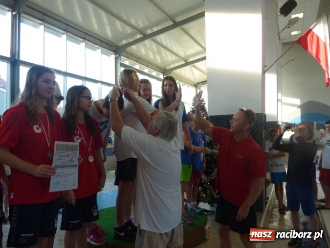 Zdjęcie w galerii na portalu naszraciborz.pl: Pływanie. Victoria z workiem medali  wiadomości z regionu
