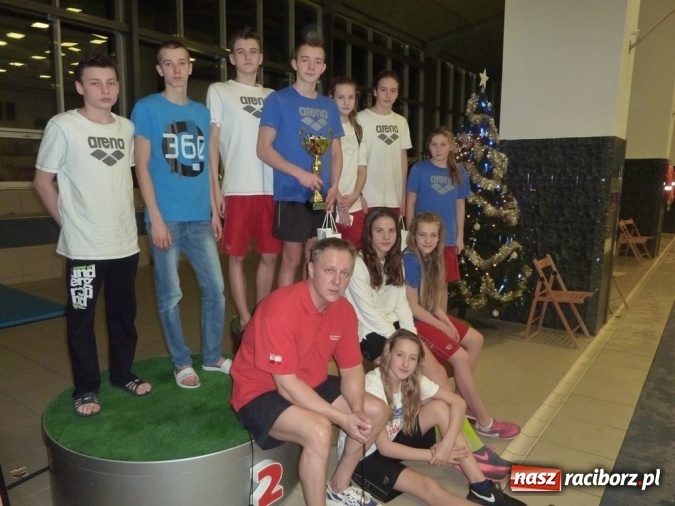 Zdjęcie w galerii na portalu naszraciborz.pl: Pływanie. Victoria z workiem medali  wiadomości z regionu