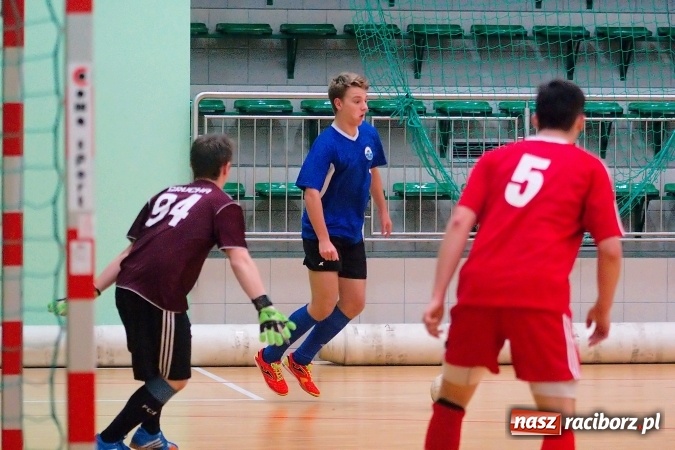 Zdjęcie w galerii na portalu naszraciborz.pl: HLPN: Emocjonujące starcie w pierwszej lidze na remis. Trzymej Ściana g&oacute;rą nad Raszczycami wiadomości z regionu