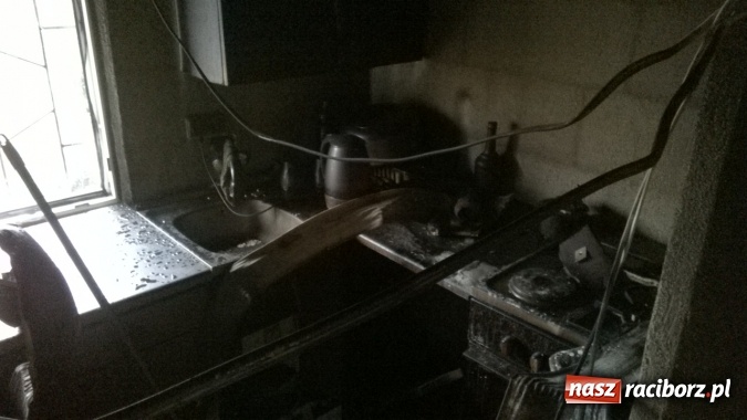 Zdjęcie w galerii na portalu naszraciborz.pl: Pożar altanki w Kuźni Raciborskiej wiadomości z regionu