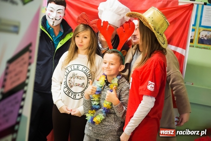 Zdjęcie w galerii na portalu naszraciborz.pl: Szlachetna Paczka także w Raciborzu wiadomości z regionu