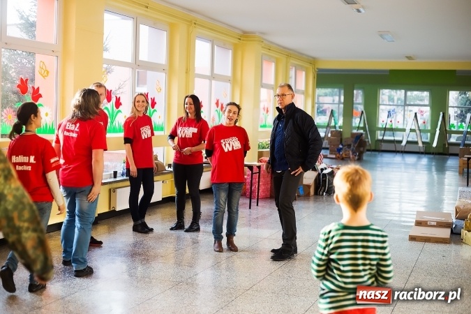 Zdjęcie w galerii na portalu naszraciborz.pl: Szlachetna Paczka także w Raciborzu wiadomości z regionu