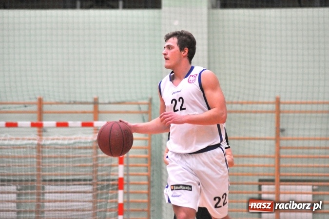 Zdjęcie w galerii na portalu naszraciborz.pl: Wysokie zwycięstwo koszykarzy Ofensywy wiadomości z regionu