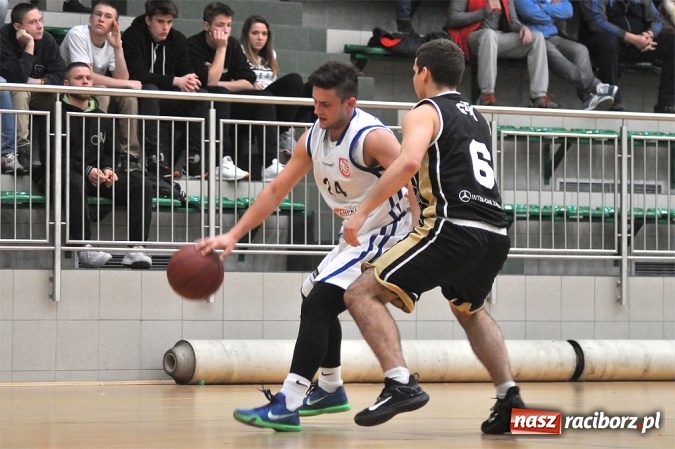 Zdjęcie w galerii na portalu naszraciborz.pl: Wysokie zwycięstwo koszykarzy Ofensywy wiadomości z regionu