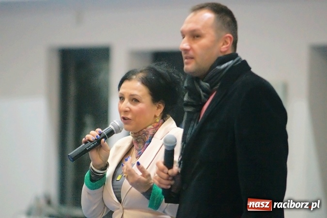 Zdjęcie w galerii na portalu naszraciborz.pl: Byli gracze Ekstraklasy wygrali turniej siatkonogi. Strażacy z Wodzisławia drudzy wiadomości z regionu