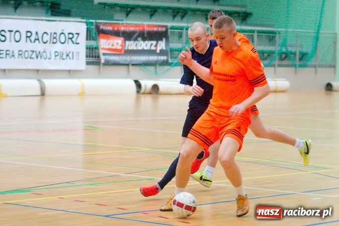 Zdjęcie w galerii na portalu naszraciborz.pl: Galaktyczni rozbili Dzikich Chłopców. Remis w meczu PRD Dream Team z Covebo wiadomości z regionu