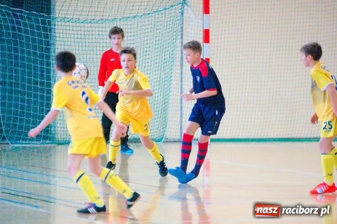 Zdjęcie w galerii na portalu naszraciborz.pl: Turniej w Rudniku za nami. Puchar pojechał do Opola. Raciborska Unia na podium wiadomości z regionu