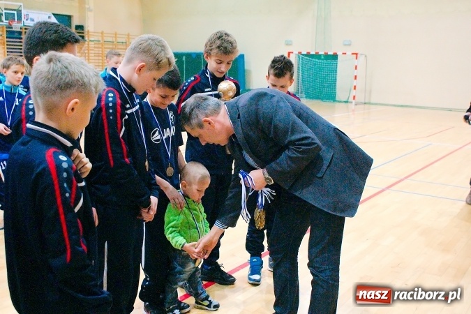 Zdjęcie w galerii na portalu naszraciborz.pl: Turniej w Rudniku za nami. Puchar pojechał do Opola. Raciborska Unia na podium wiadomości z regionu