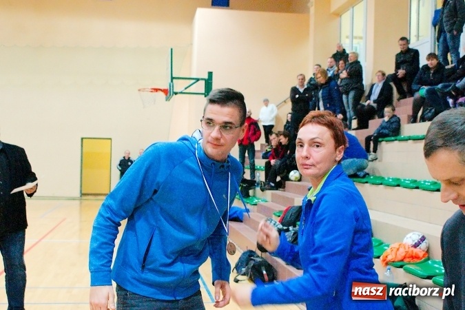 Zdjęcie w galerii na portalu naszraciborz.pl: Turniej w Rudniku za nami. Puchar pojechał do Opola. Raciborska Unia na podium wiadomości z regionu