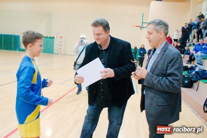 Zdjęcie w galerii na portalu naszraciborz.pl: Turniej w Rudniku za nami. Puchar pojechał do Opola. Raciborska Unia na podium wiadomości z regionu