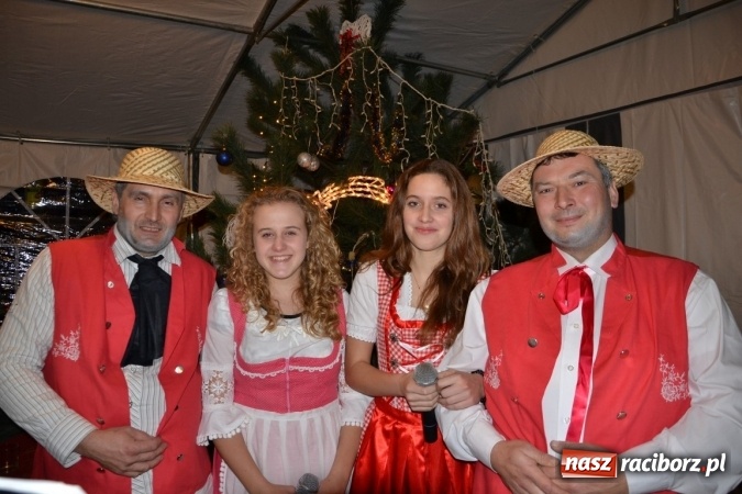 Zdjęcie w galerii na portalu naszraciborz.pl: Krzyżanowice: wesoło i rodzinnie na Weihnachtsfest wiadomości z regionu
