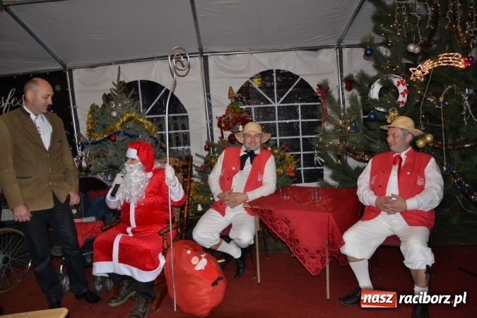 Zdjęcie w galerii na portalu naszraciborz.pl: Krzyżanowice: wesoło i rodzinnie na Weihnachtsfest wiadomości z regionu