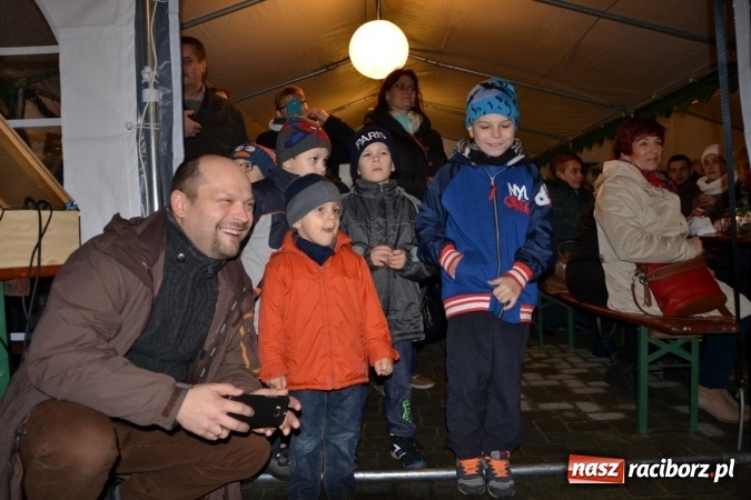 Zdjęcie w galerii na portalu naszraciborz.pl: Krzyżanowice: wesoło i rodzinnie na Weihnachtsfest wiadomości z regionu