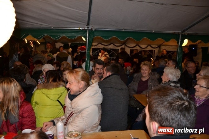 Zdjęcie w galerii na portalu naszraciborz.pl: Krzyżanowice: wesoło i rodzinnie na Weihnachtsfest wiadomości z regionu