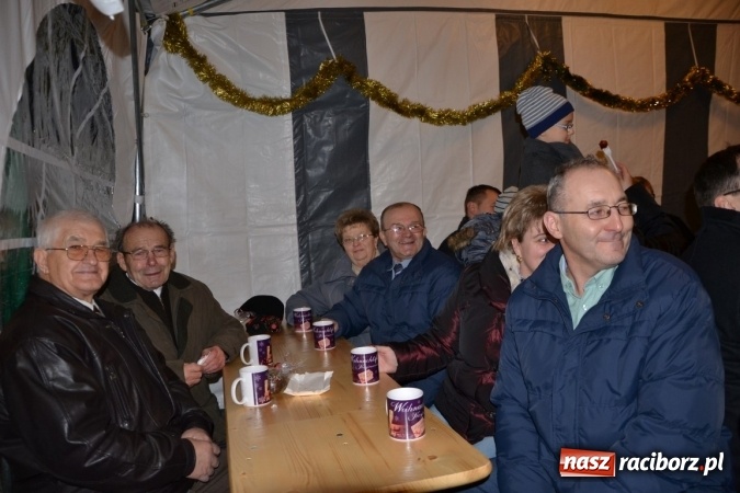 Zdjęcie w galerii na portalu naszraciborz.pl: Krzyżanowice: wesoło i rodzinnie na Weihnachtsfest wiadomości z regionu