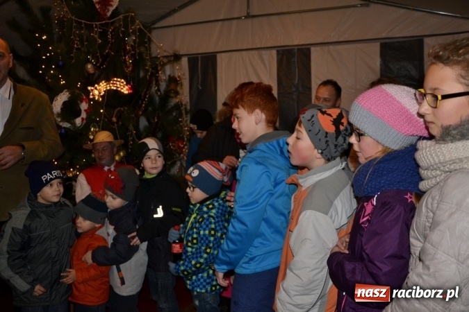 Zdjęcie w galerii na portalu naszraciborz.pl: Krzyżanowice: wesoło i rodzinnie na Weihnachtsfest wiadomości z regionu