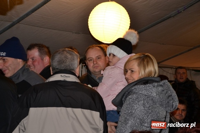 Zdjęcie w galerii na portalu naszraciborz.pl: Krzyżanowice: wesoło i rodzinnie na Weihnachtsfest wiadomości z regionu
