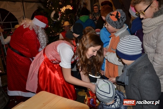 Zdjęcie w galerii na portalu naszraciborz.pl: Krzyżanowice: wesoło i rodzinnie na Weihnachtsfest wiadomości z regionu