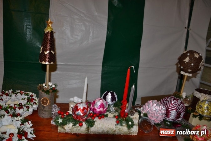 Zdjęcie w galerii na portalu naszraciborz.pl: Krzyżanowice: wesoło i rodzinnie na Weihnachtsfest wiadomości z regionu