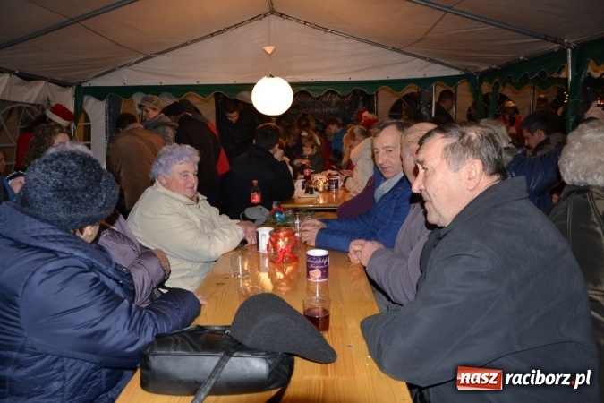 Zdjęcie w galerii na portalu naszraciborz.pl: Krzyżanowice: wesoło i rodzinnie na Weihnachtsfest wiadomości z regionu