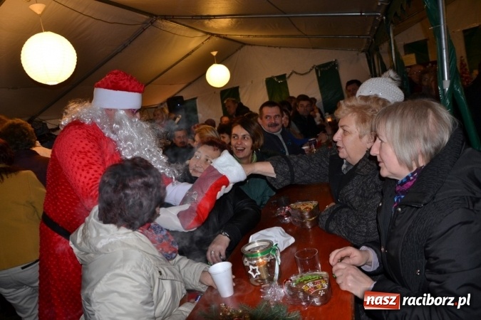 Zdjęcie w galerii na portalu naszraciborz.pl: Krzyżanowice: wesoło i rodzinnie na Weihnachtsfest wiadomości z regionu